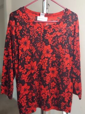 CD Daniels Red Floral Long-Sleeve Top